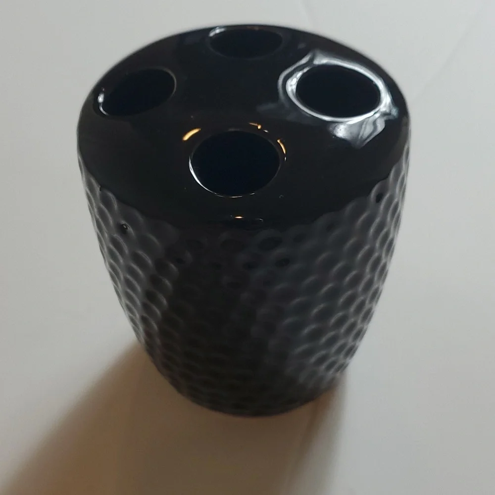 Black toothbrush holder and soap dish set